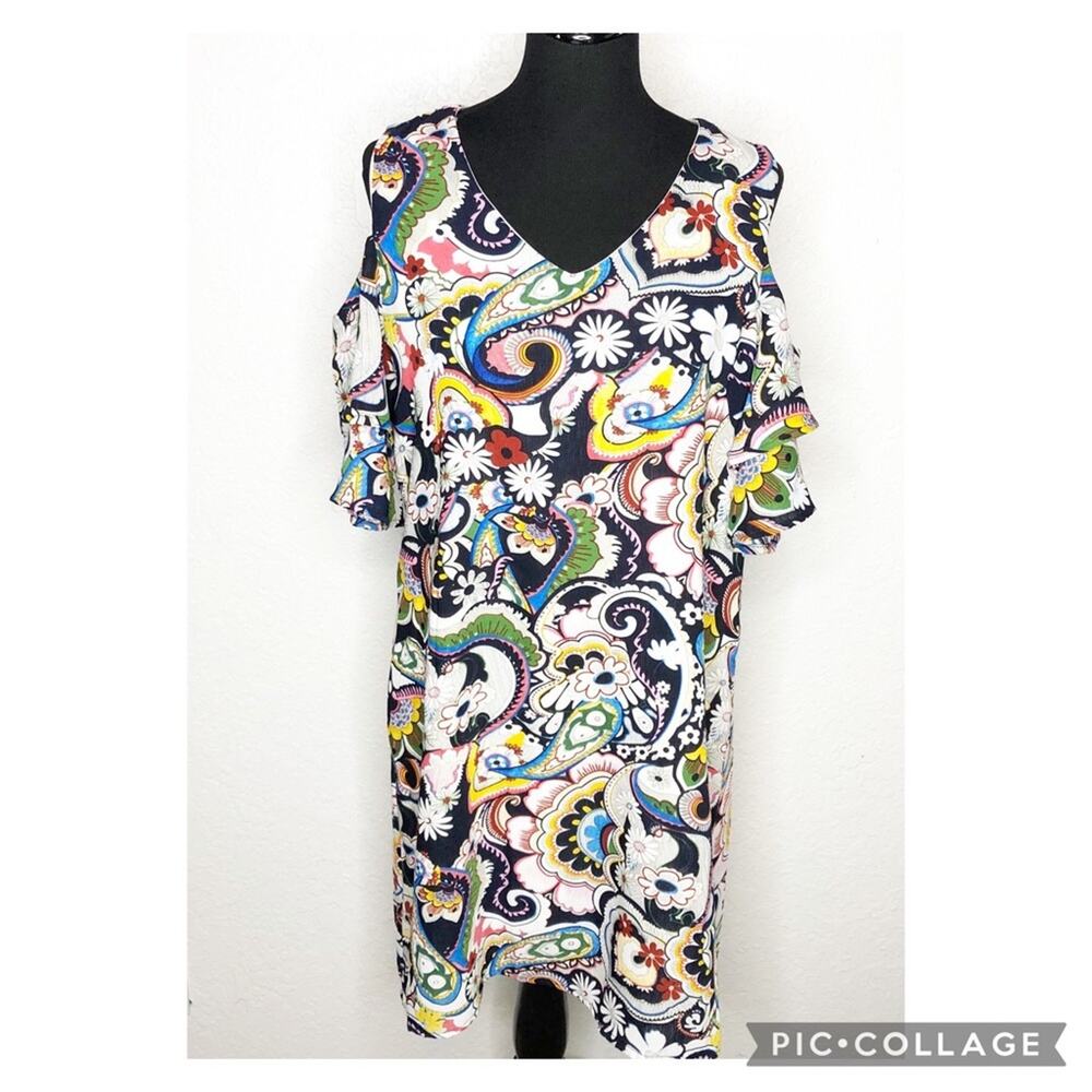 ZOE white black multicolor floral paisley cold shoulder shift dress size Medium